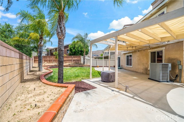Detail Gallery Image 38 of 46 For 32026 Poppy Way, Lake Elsinore,  CA 92532 - 4 Beds | 2/1 Baths