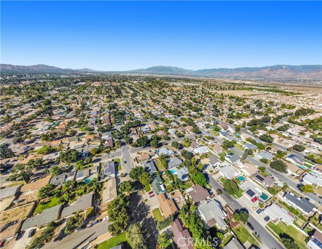 Detail Gallery Image 46 of 47 For 1530 Clock Ave, Redlands,  CA 92374 - 4 Beds | 2 Baths