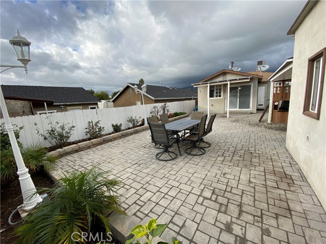 7618 Yates Street photo 3