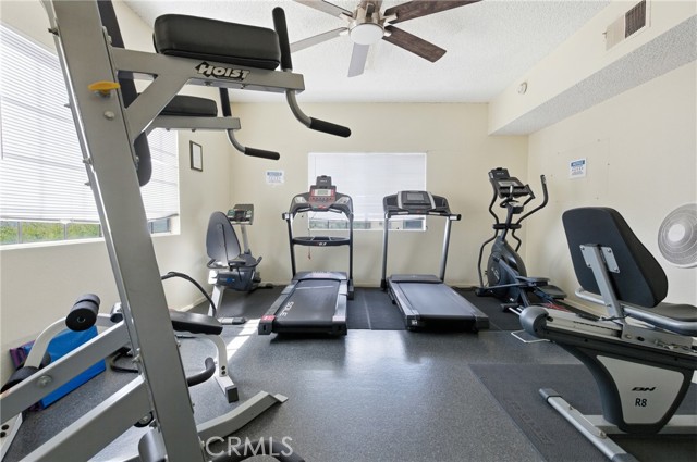 Detail Gallery Image 46 of 48 For 2599 Walnut #135,  Signal Hill,  CA 90755 - 2 Beds | 2 Baths