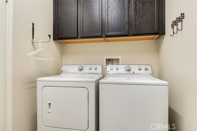 17973 Passionflower Lane, San Bernardino CA: https://media.crmls.org/medias/32b5f4fd-34c0-4076-b51a-4cb40104534c.jpg