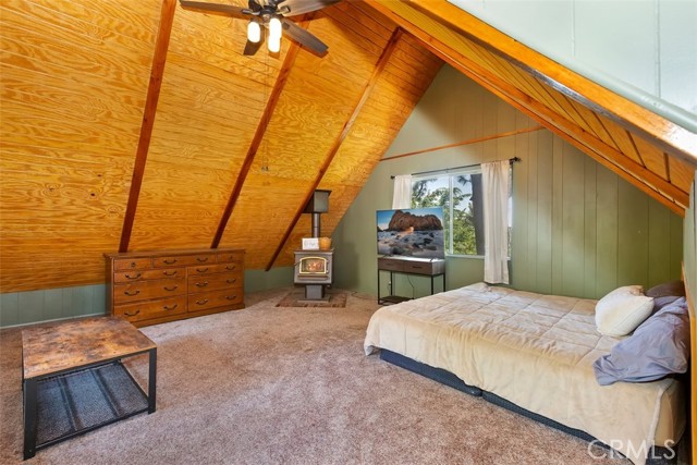 Detail Gallery Image 16 of 22 For 2300 Lausanne Dr, Wrightwood,  CA 92397 - 4 Beds | 2 Baths