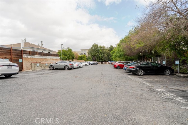  Commercial for Sale in Encino, California