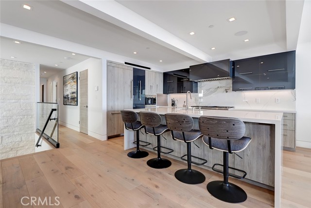 Detail Gallery Image 12 of 35 For 1208 the Strand #C,  Manhattan Beach,  CA 90266 - 3 Beds | 3 Baths