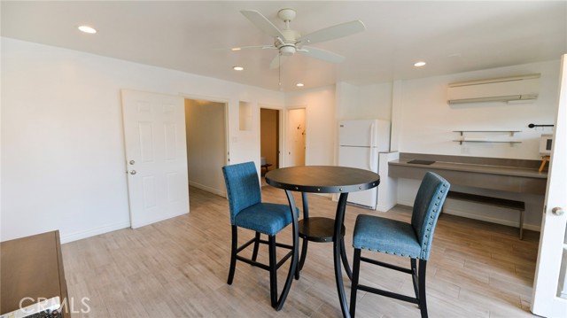 Detail Gallery Image 6 of 13 For 119 Coronado Ln #2,  San Clemente,  CA 92672 - 1 Beds | 1 Baths