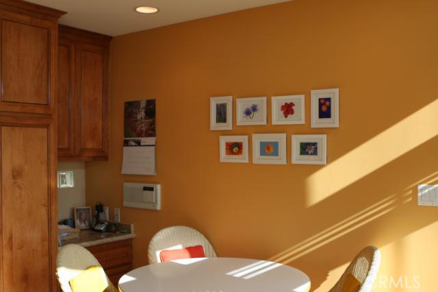 655 Longfellow Avenue, Hermosa Beach, California 90254, 3 Bedrooms Bedrooms, ,2 BathroomsBathrooms,Residential,Sold,Longfellow,S12012664