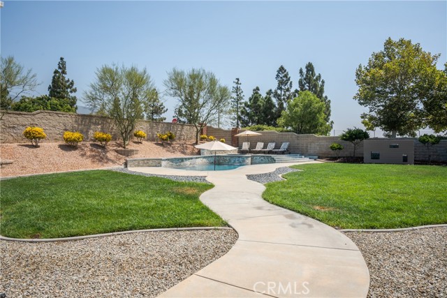 5205 Gallo Court, Rancho Cucamonga CA: https://media.crmls.org/medias/32b81d5d-f557-47af-a6b2-f8345697a7f9.jpg