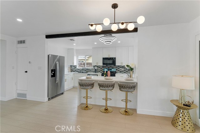 17121 Simonds Street, Granada Hills CA: https://media.crmls.org/medias/32b87532-7684-4e28-b1fc-1f235fe97d11.jpg