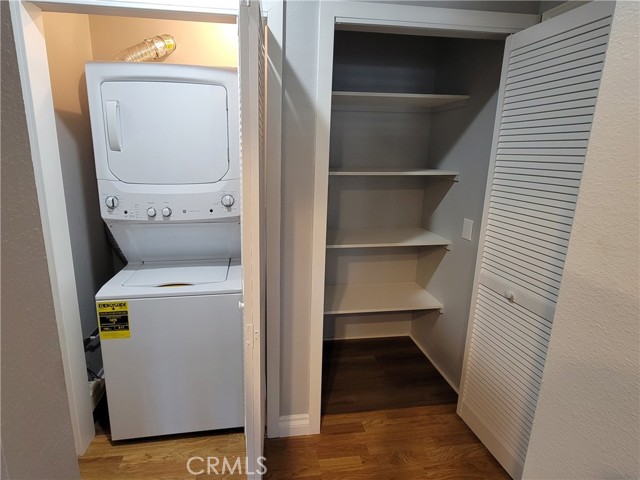429 Tangelo, Irvine CA: https://media.crmls.org/medias/32b8c8ce-d55c-4de2-828f-d3edf90768fa.jpg