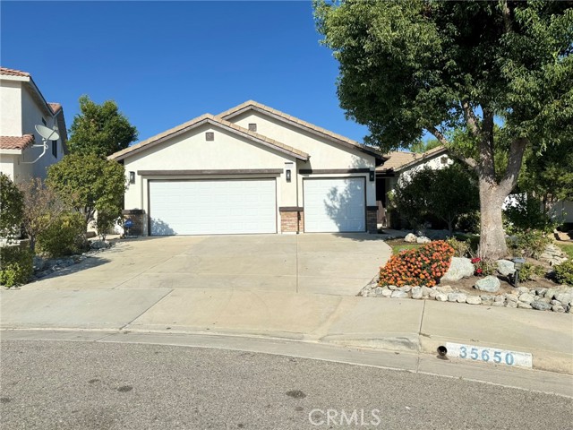 Detail Gallery Image 1 of 39 For 35650 Rosedown, Wildomar,  CA 92595 - 4 Beds | 3 Baths