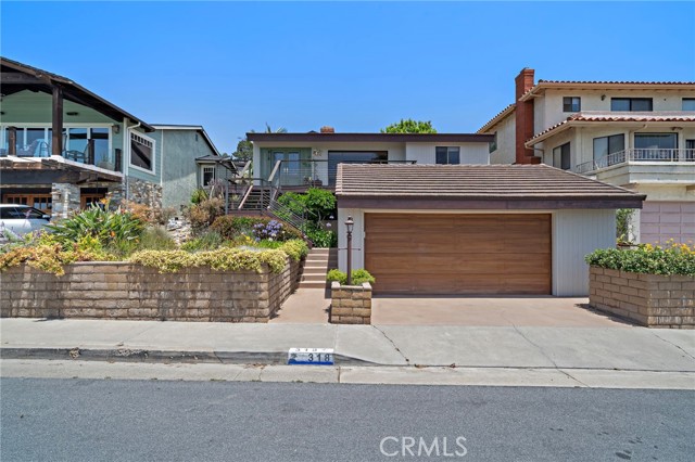 318 Avenida Santa Margarita, San Clemente CA: https://media.crmls.org/medias/32ba97be-33d4-4ed9-8039-19f9f27b2c82.jpg