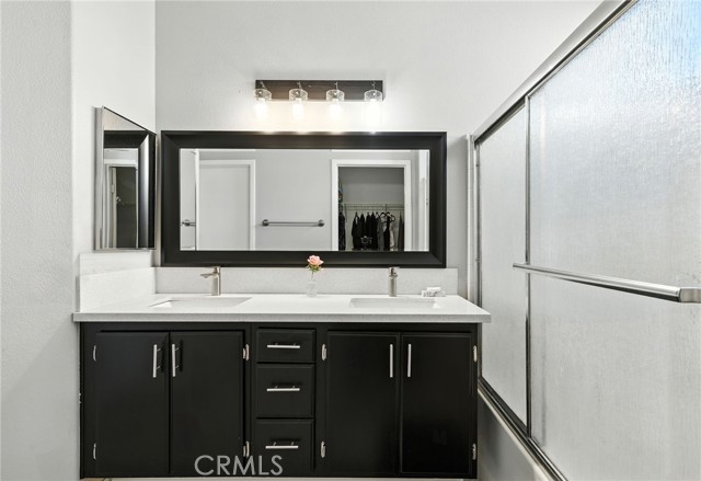 1063 Blackburn Way, Hemet CA: https://media.crmls.org/medias/32babc79-9417-46a3-8be0-352421aae9b2.jpg