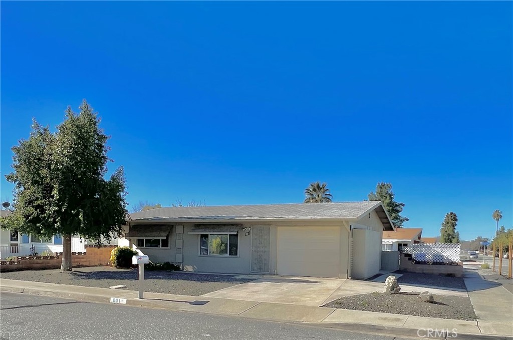 801 S Inez Street