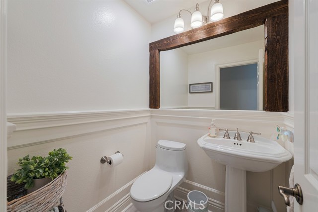 Detail Gallery Image 36 of 43 For 19561 Pompano Ln #104,  Huntington Beach,  CA 92648 - 4 Beds | 2/1 Baths