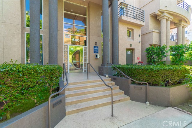 Image 3 for 640 W 4Th St #406, Long Beach, CA 90802