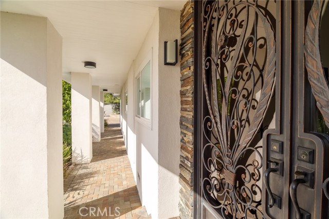 Detail Gallery Image 5 of 52 For 11810 Babbitt, Granada Hills,  CA 91344 - 4 Beds | 4 Baths