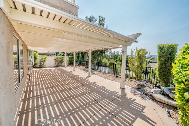 40143 Corte Lorca, Murrieta CA: https://media.crmls.org/medias/32bd305b-102f-40a9-86d0-0ec88419da6a.jpg