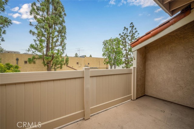 Image 42 of 71 For 4316 Lincoln Plaza Way