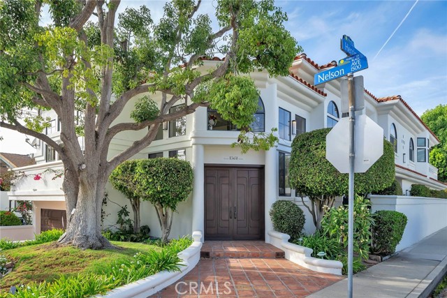 1561 Nelson Avenue, Manhattan Beach, California 90266, 5 Bedrooms Bedrooms, ,4 BathroomsBathrooms,Residential,Sold,Nelson,SB21223116