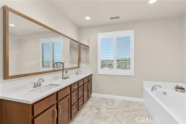 Detail Gallery Image 26 of 40 For 24062 Buckstone, Menifee,  CA 92584 - 5 Beds | 3/1 Baths