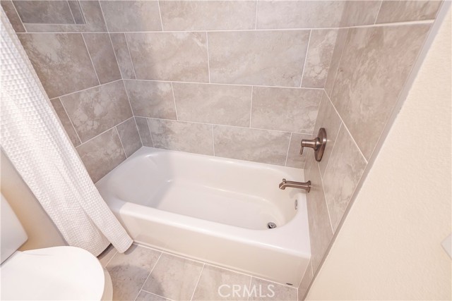 Detail Gallery Image 32 of 45 For 1013 W Linden St #2,  Riverside,  CA 92507 - 2 Beds | 1/1 Baths