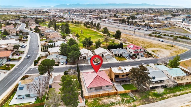 Detail Gallery Image 8 of 35 For 15688 Kingswood, Victorville,  CA 92392 - 4 Beds | 3 Baths