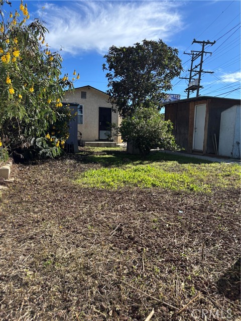 Detail Gallery Image 38 of 44 For 1343 S La Verne Ave, East Los Angeles,  CA 90022 - 2 Beds | 1 Baths