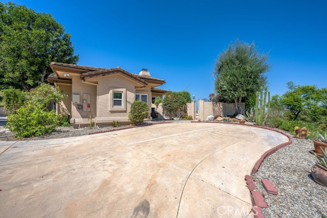 Detail Gallery Image 3 of 63 For 371 Donlin Ln, Newbury Park,  CA 91320 - 4 Beds | 3/1 Baths