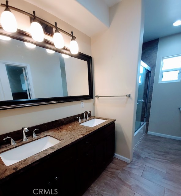19100 Bessemer Street, Tarzana CA: https://media.crmls.org/medias/32c2fbb3-5a3f-487e-be88-404850e8bbae.jpg