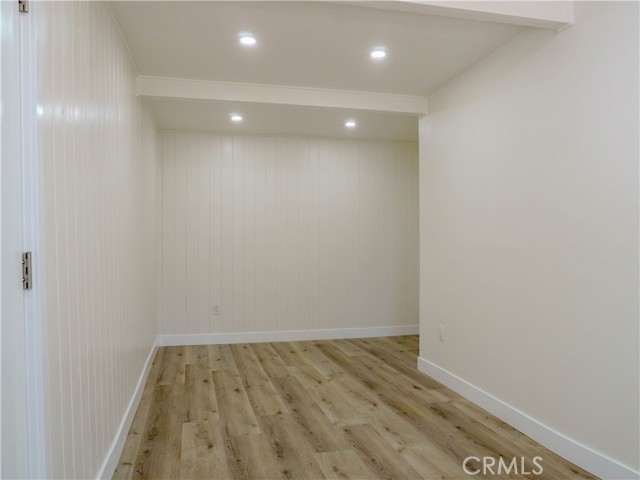 Detail Gallery Image 16 of 27 For 660 Acacia, Crestline,  CA 92325 - 2 Beds | 1 Baths