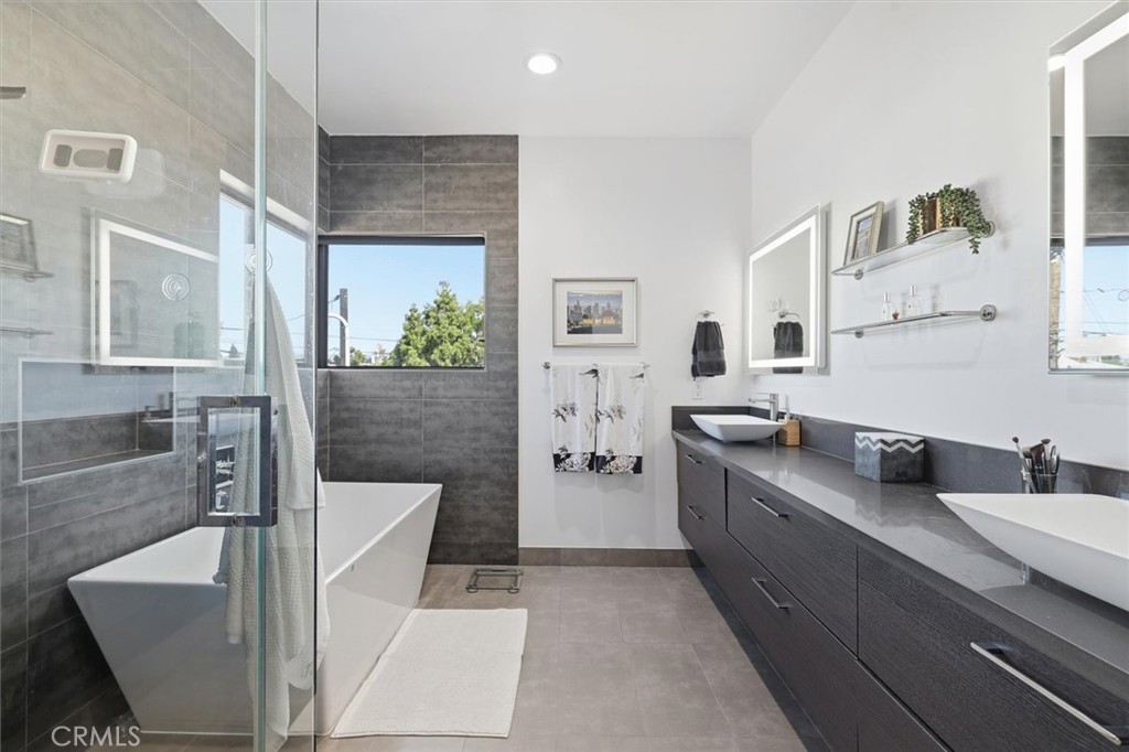 MLS #SB25275108 image #26