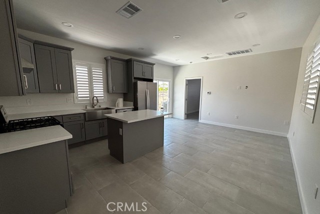 Front Image Thumbnail for CRPW26162656