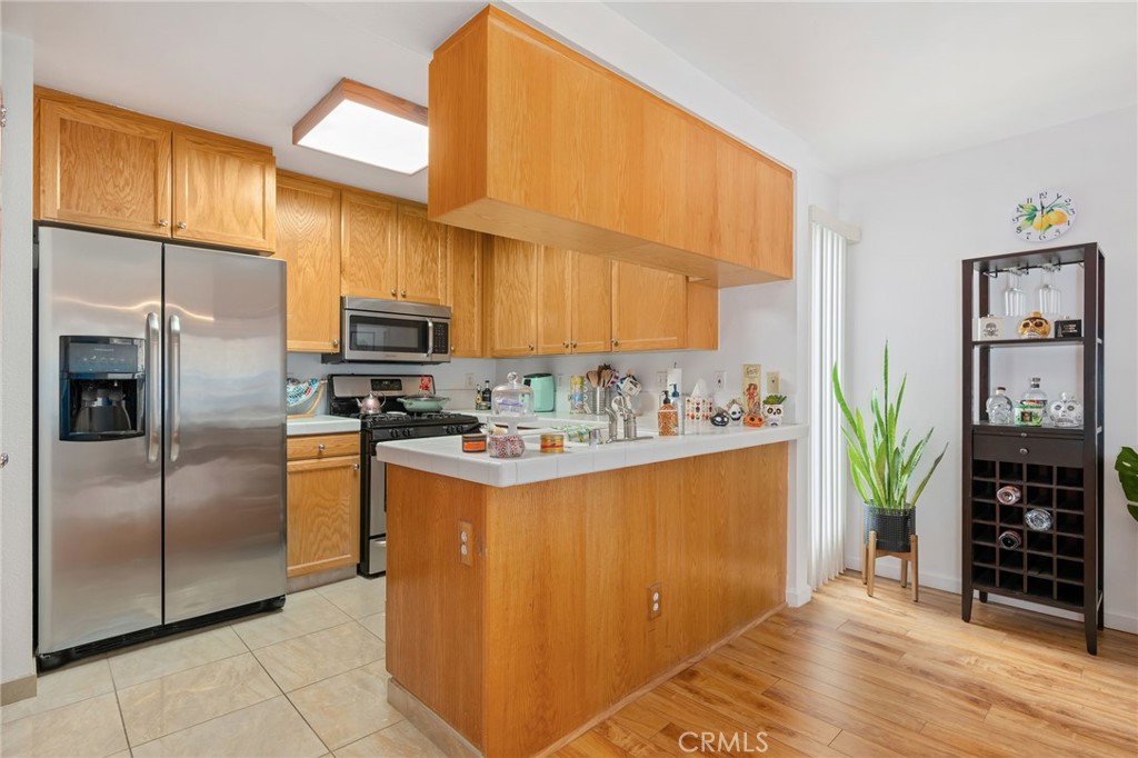 MLS #SR25144910 img 2