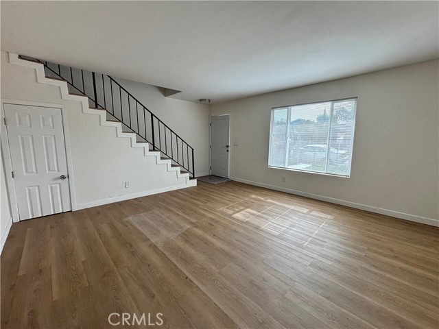 Detail Gallery Image 4 of 31 For 1705 E 111th Pl, Los Angeles,  CA 90059 - 3 Beds | 2 Baths