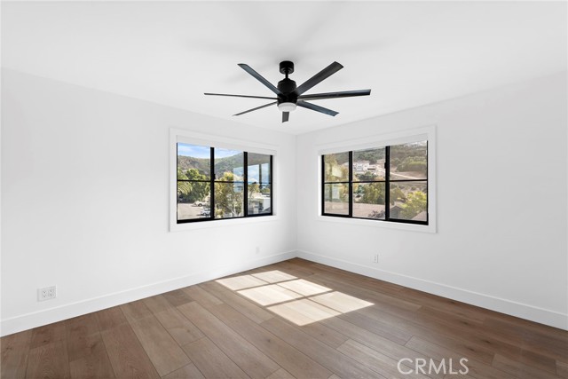 Detail Gallery Image 19 of 27 For 980 Meadowlark Ln, Laguna Beach,  CA 92651 - 3 Beds | 3 Baths