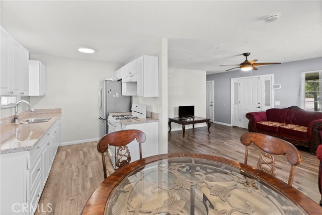 Detail Gallery Image 12 of 37 For 16472 Vine St, Hesperia,  CA 92345 - 2 Beds | 1 Baths