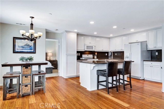 Detail Gallery Image 12 of 27 For 3639 Dunkirk Dr, Oxnard,  CA 93035 - 2 Beds | 2 Baths