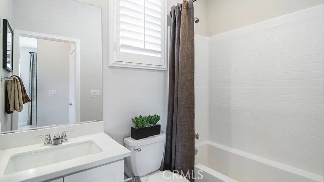 Detail Gallery Image 7 of 22 For 2606 E Lincoln Paseo, Ontario,  CA 91762 - 2 Beds | 2/1 Baths
