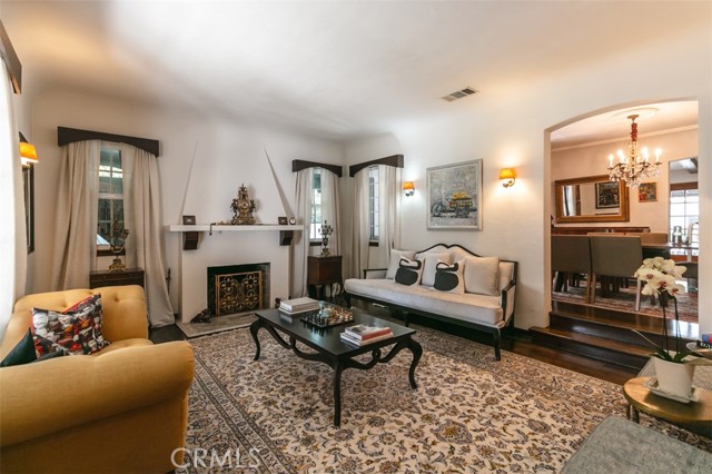 Detail Gallery Image 9 of 41 For 4245 Riverton Ave, Studio City,  CA 91602 - 2 Beds | 3 Baths