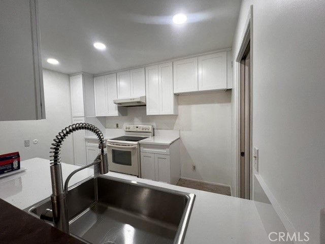 5600 Kensington Way #209