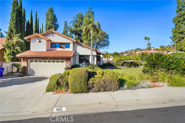 485 Wedgewood Court, Duarte CA: https://media.crmls.org/medias/32c6f2a7-da1d-4422-bdb1-94de48737ee8.jpg