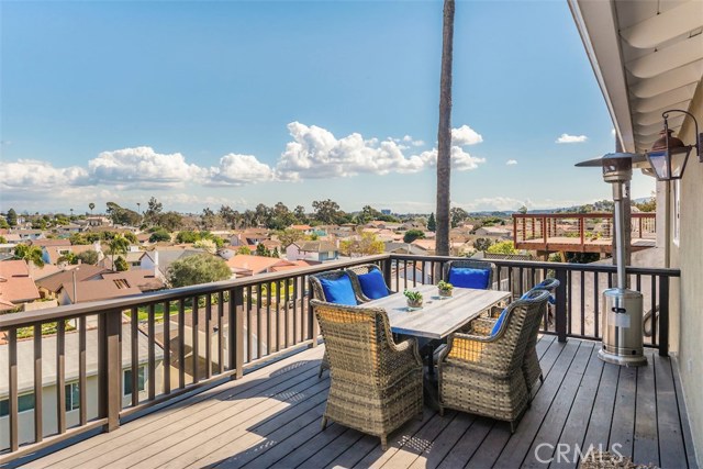 440 Prospect Avenue, Redondo Beach, California 90277, 4 Bedrooms Bedrooms, ,3 BathroomsBathrooms,Residential,Sold,Prospect,SB18044582