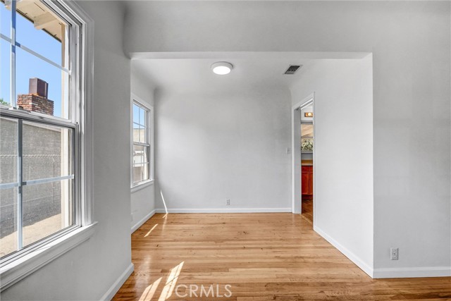 7607 Greg Avenue, Sun Valley CA: https://media.crmls.org/medias/32c7f1c1-33d3-4a3f-9b81-71091cd50666.jpg