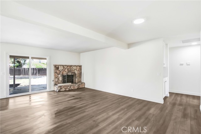 Detail Gallery Image 10 of 16 For 378 Loyola Ct, Hemet,  CA 92544 - 3 Beds | 2 Baths