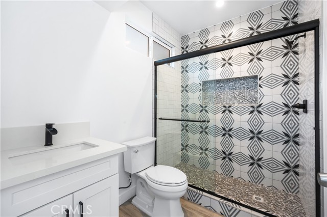 Detail Gallery Image 19 of 36 For 5000 Cleon #1/2,  North Hollywood,  CA 91601 - 4 Beds | 3 Baths