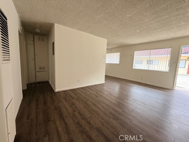 Detail Gallery Image 8 of 24 For 1435 1443 Laurel, Pomona,  CA 91768 - 2 Beds | 1 Baths