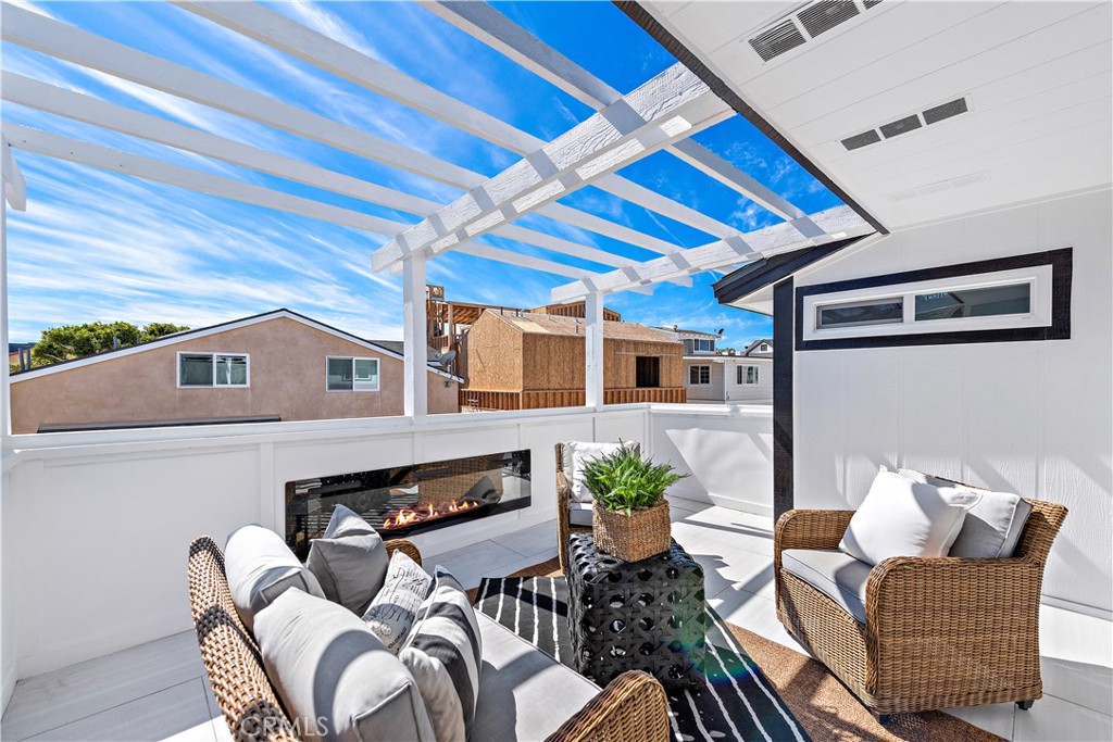 32c9ba65 2844 46f4 Beb6 5ac9349366c5