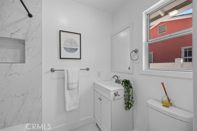 Detail Gallery Image 11 of 25 For 13204 S Wilton Pl, Gardena,  CA 90249 - 3 Beds | 2 Baths