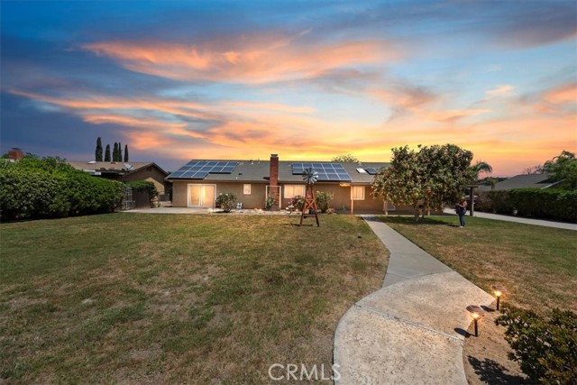 5485 SULPHUR Drive, Jurupa Valley CA: https://media.crmls.org/medias/32cb939d-8276-47e0-a2a6-ce54f5839e66.jpg