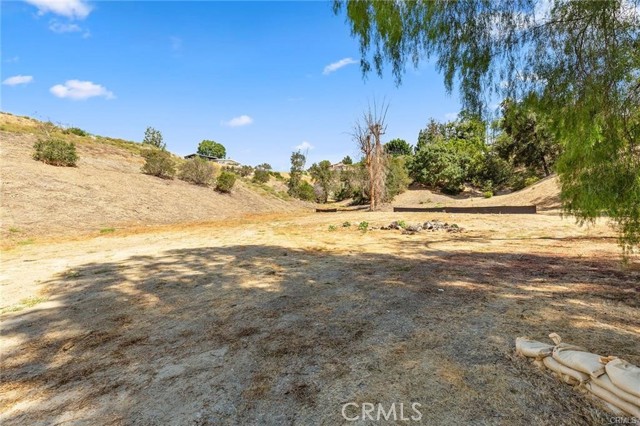 7583 Country Hill Lane, Anaheim Hills CA: https://media.crmls.org/medias/32cc3101-0244-4671-9fbf-25045032d12f.jpg